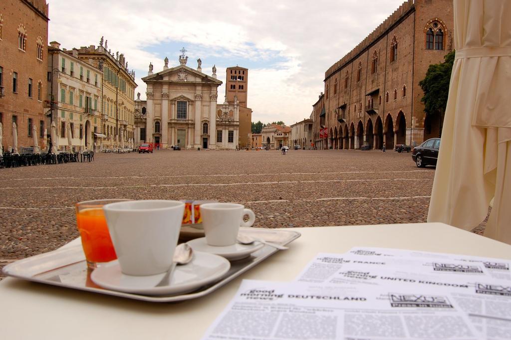 Residenza Accademia Hotel Mantova Exterior foto